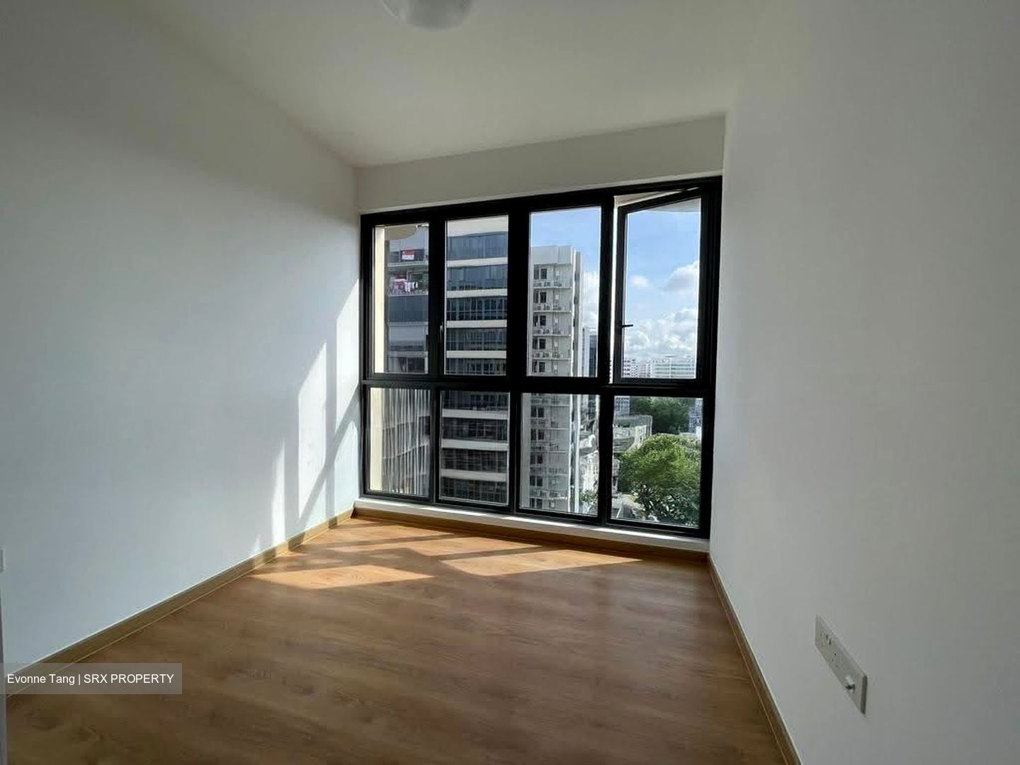 Hundred Palms Residences (D19), Condominium #607454841